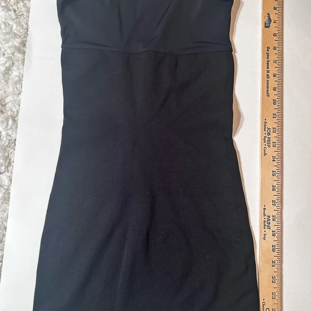 Marilyn Monroe Black Shaping Slip - Picture 8 of 10
